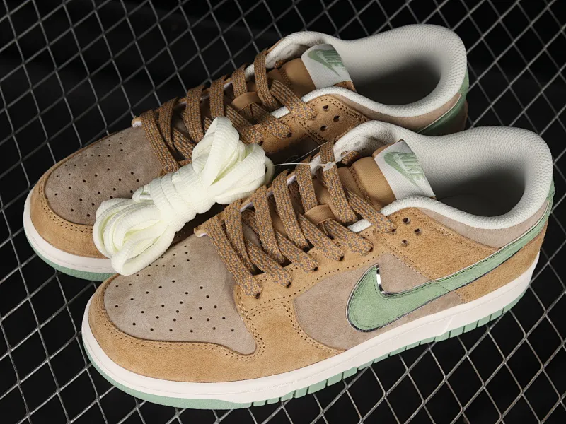 All Categories Nk SB Dunk Series Nk SB Dunk Low Low-top sneakers Otomo Katsuhiro x Nk SB Dunk Low "Steamboy OST" Creative customization collaboration Otomo Katsuhiro co-branded SB low-top sports casual sneakers ST1391-202